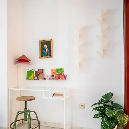 Apartamento Piso Con Patio Privado Y Parking Nervion *